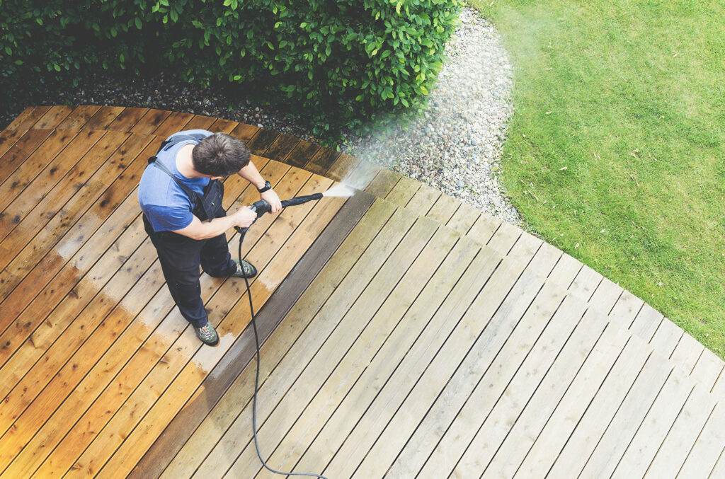 canadian-exterior-power-washing-1
